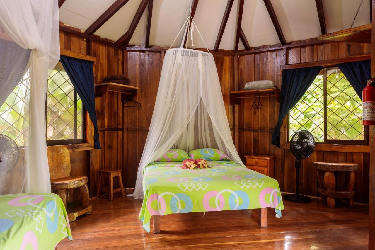 Bungalows Ache Cahuita Eksteriør bilde