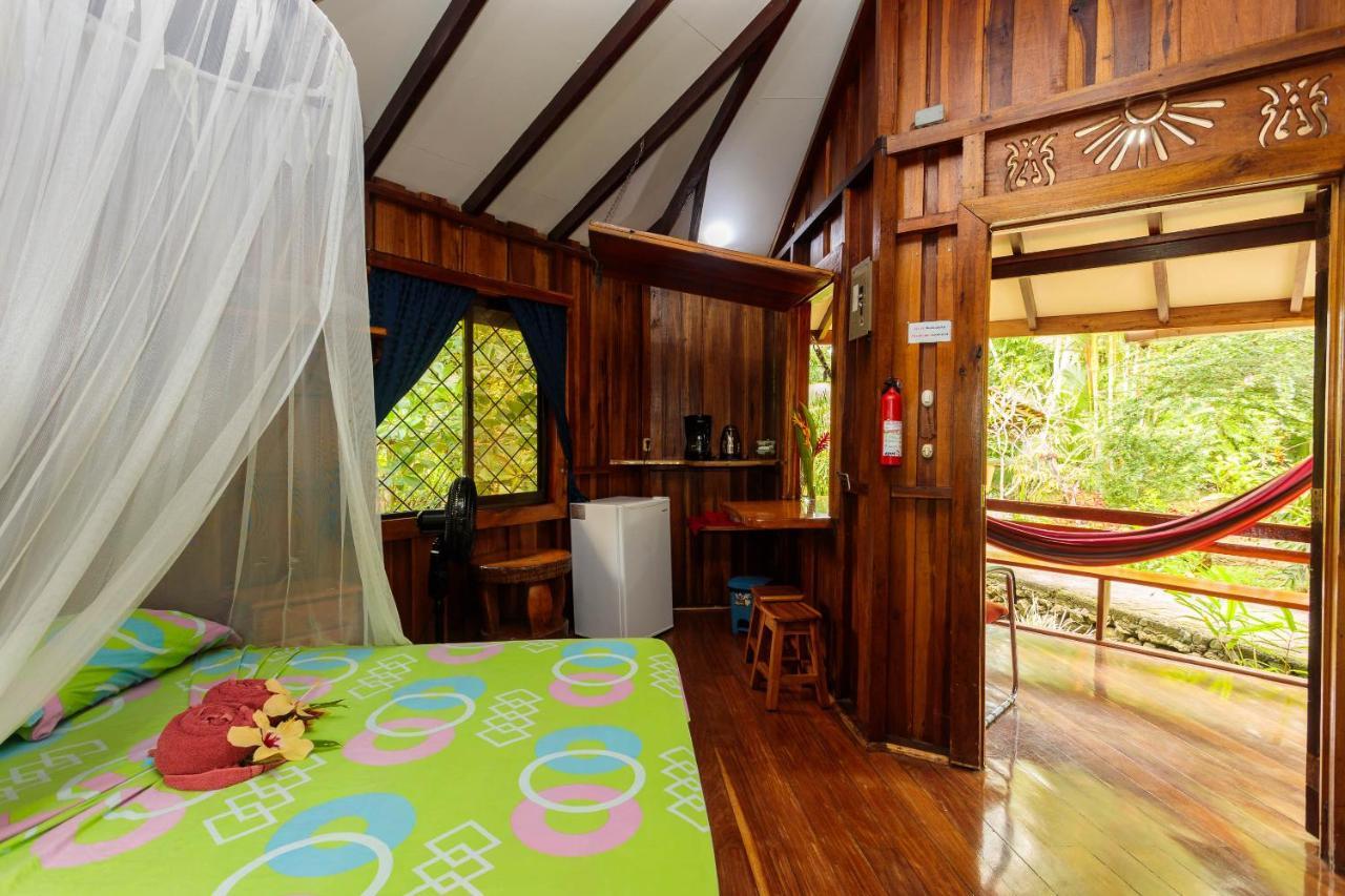 Bungalows Ache Cahuita Eksteriør bilde