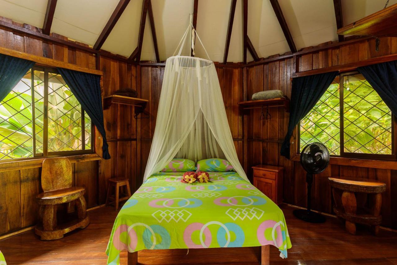 Bungalows Ache Cahuita Eksteriør bilde