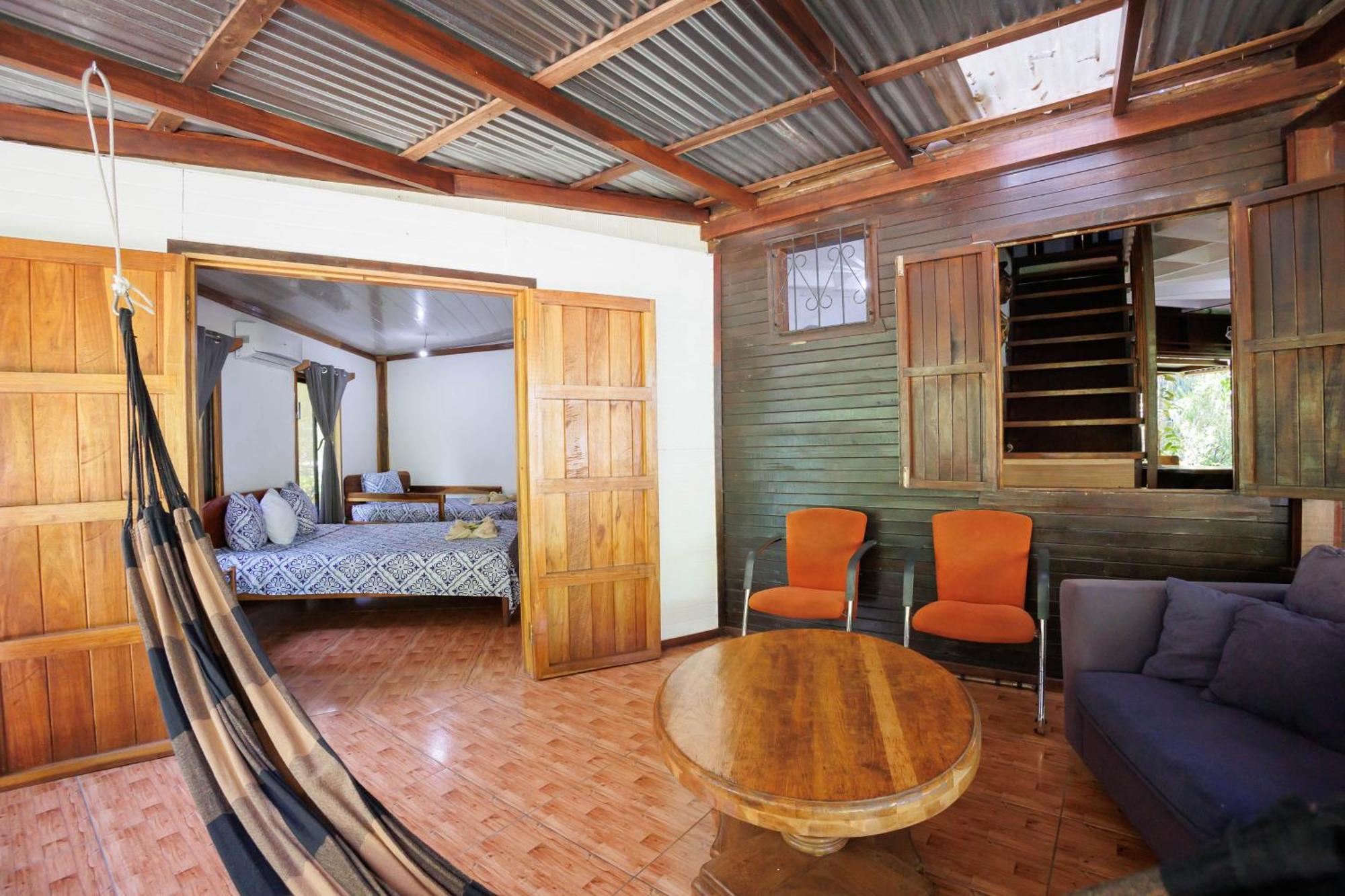 Bungalows Ache Cahuita Eksteriør bilde